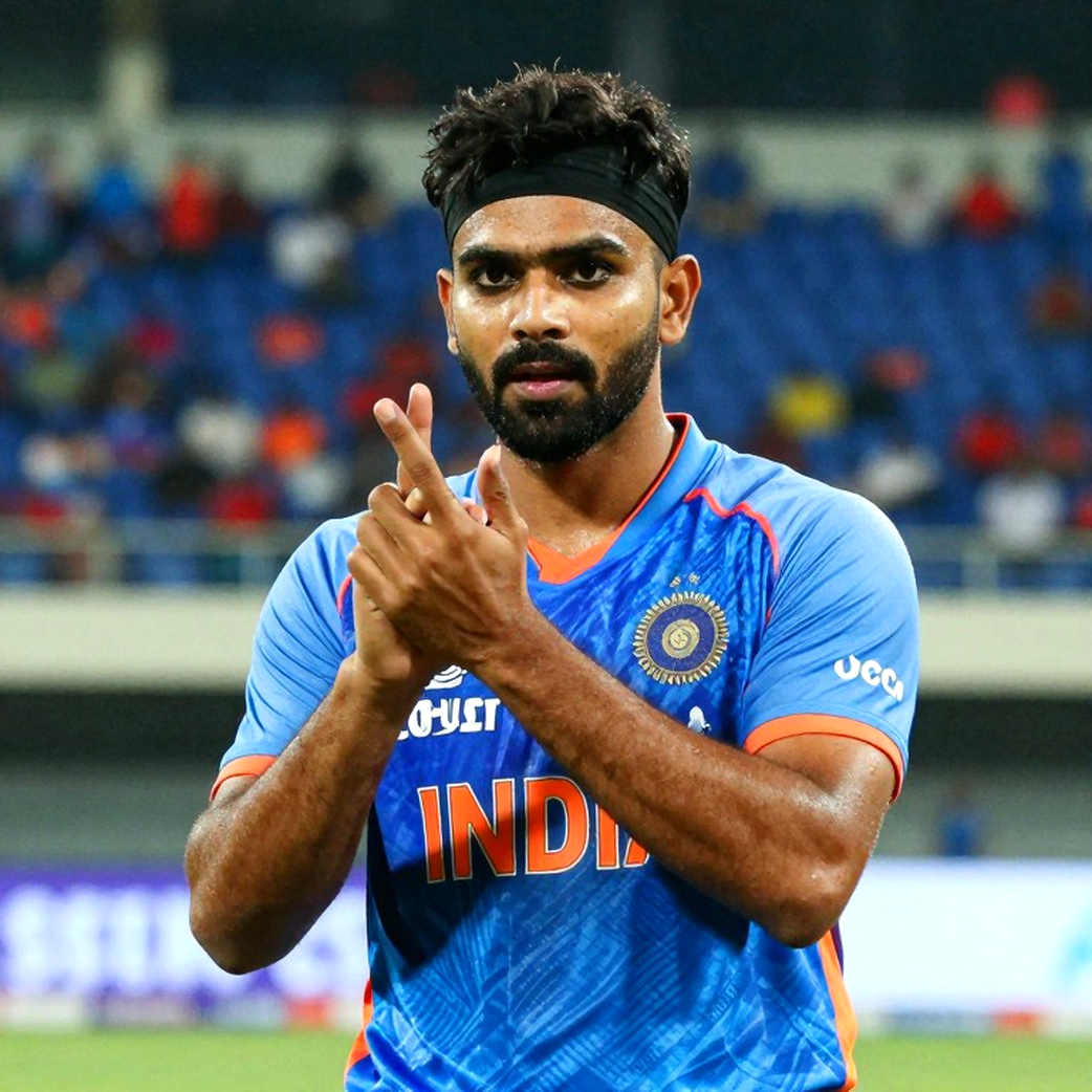 ক্রিকেট ট্রান্সফার উইন্ডো: যে টেবিল পড়তে শিখলে গুজব আর সিগন্যাল আলাদা করা যায়
