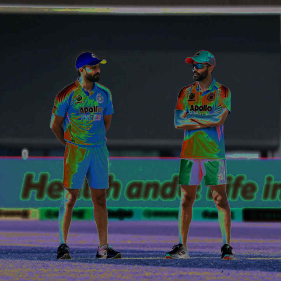 নিলামের হাতুড়ি নামার আগে: ক্রিকেটের ট্রান্সফার-ঘরে যে গল্প কেউ লেখে না